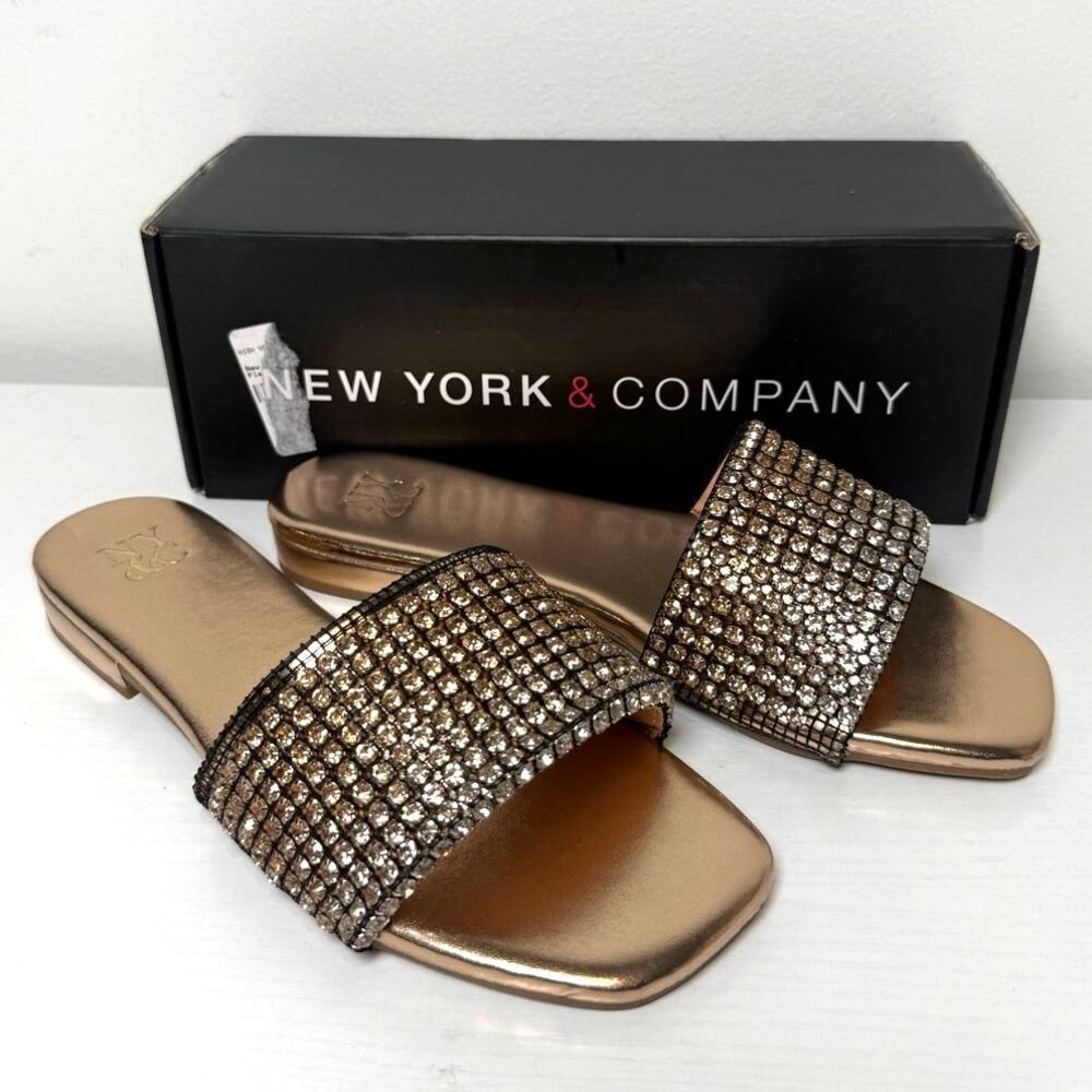 New York & Company Gracie Flat Gold Sandals Womens Size 8.5 NIB